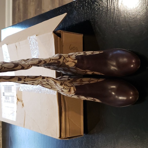 EUC Coach signature logo tall boot 6 - Picture 6 of 9